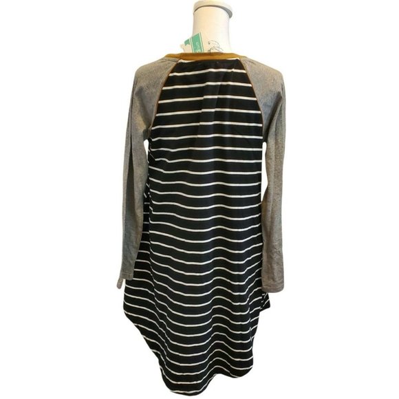 Umgee Longsleeve Tunic Top Oversized Black Gray Striped Pockets R7977 Size Small - Picture 3 of 8
